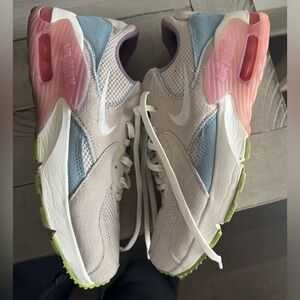 Women’s Nike air max shoes